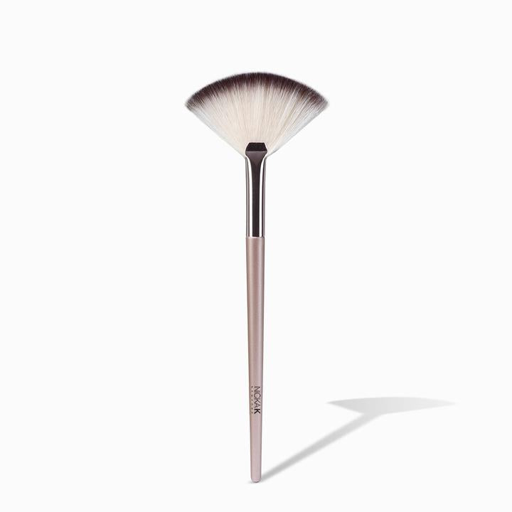 Nicka K New York Beauty Play Fan Brush #TBPK08
